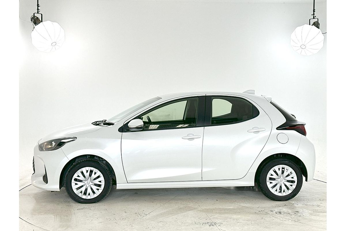 2024 Toyota Yaris Ascent Sport MXPA10R