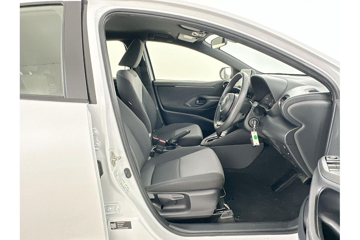 2024 Toyota Yaris Ascent Sport MXPA10R