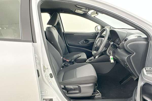 2024 Toyota Yaris Ascent Sport MXPA10R