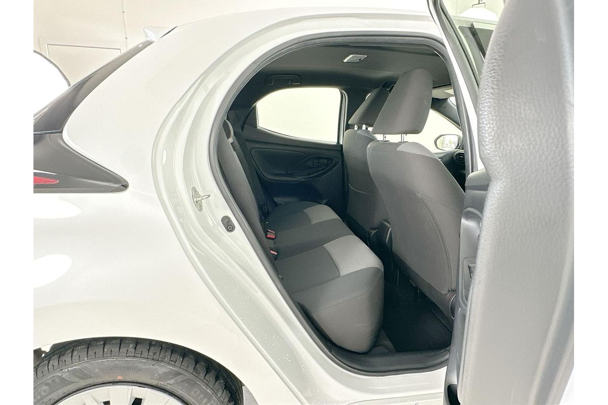 2024 Toyota Yaris Ascent Sport MXPA10R