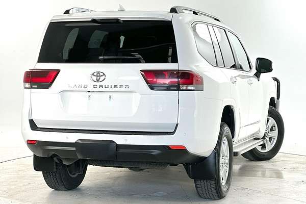2023 Toyota Landcruiser GXL FJA300R