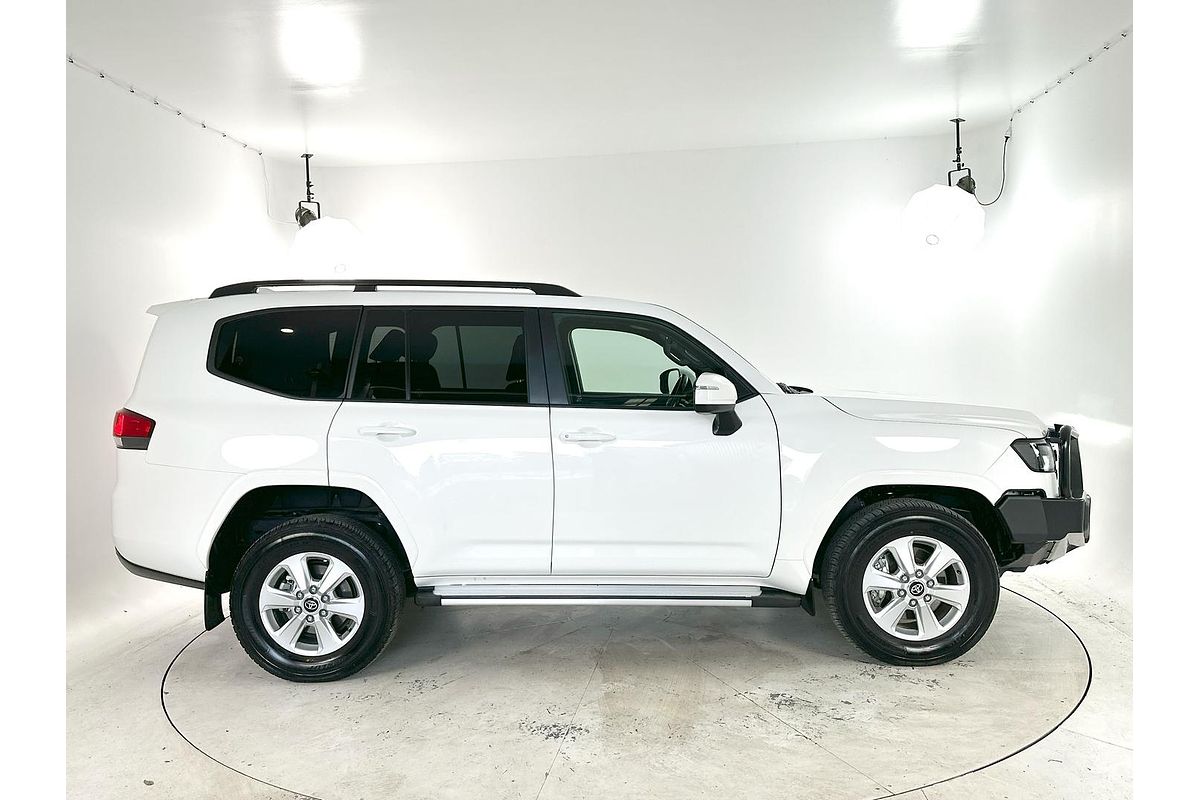 2023 Toyota Landcruiser GXL FJA300R