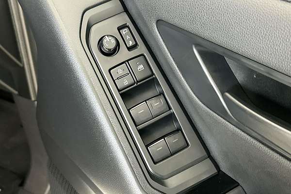 2023 Toyota Landcruiser GXL FJA300R