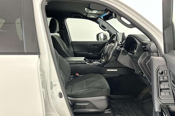 2023 Toyota Landcruiser GXL FJA300R