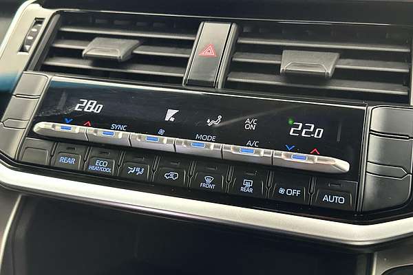 2023 Toyota Landcruiser GXL FJA300R