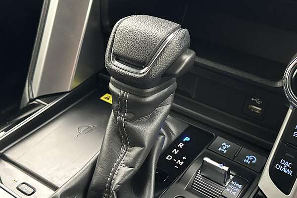 2023 Toyota Landcruiser GXL FJA300R