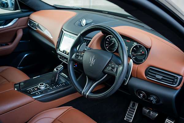 2021 Maserati Levante Modena M161