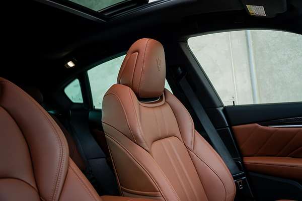 2021 Maserati Levante Modena M161