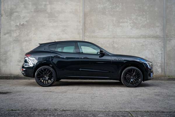 2021 Maserati Levante Modena M161