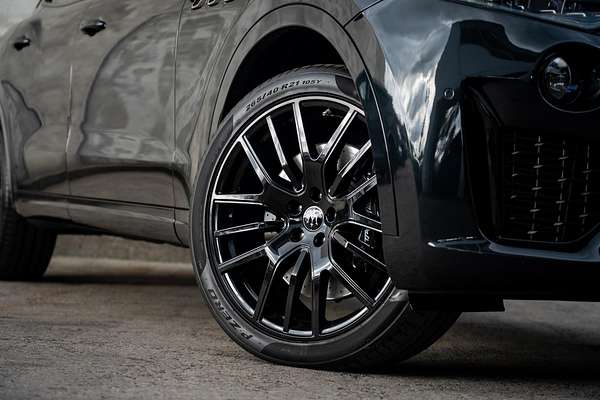 2021 Maserati Levante Modena M161