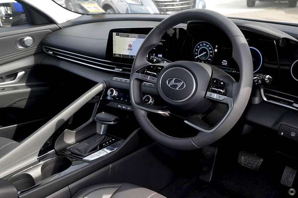 2025 Hyundai i30 Elite Hybrid CN7.V2