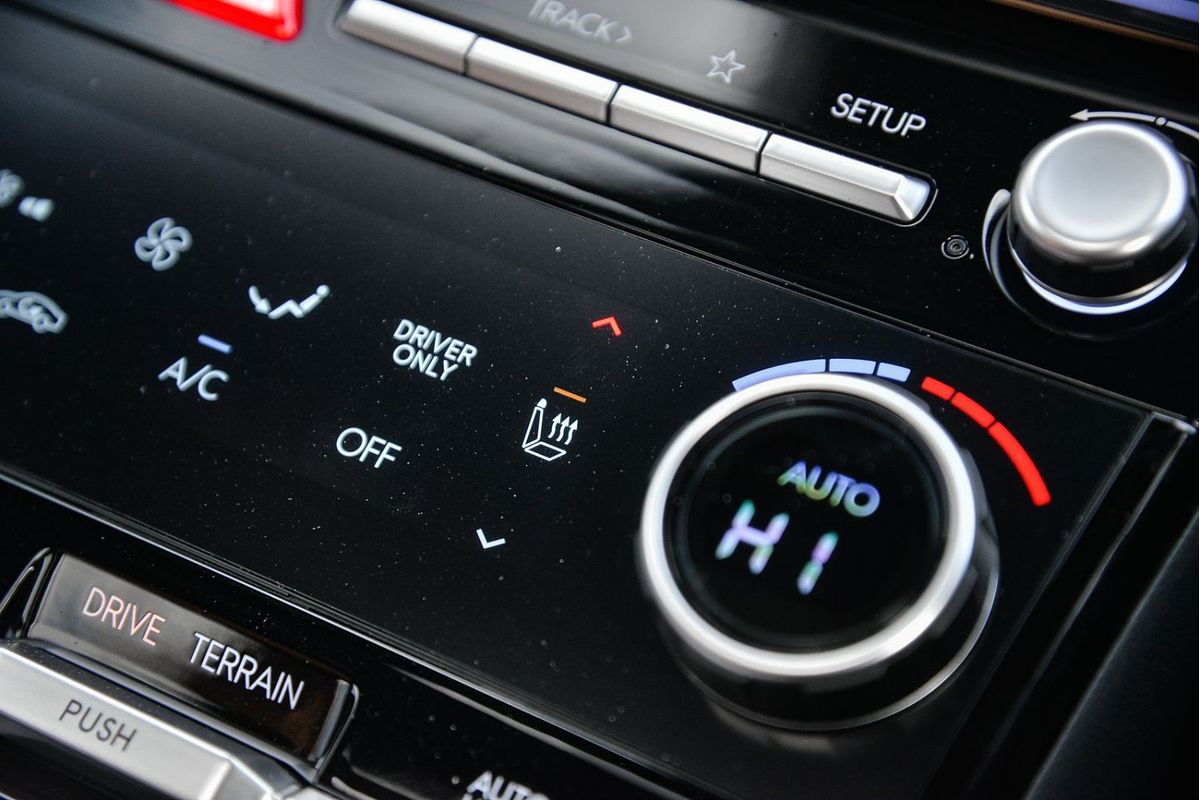 2024 Hyundai Santa Fe Hybrid Calligraphy MX5.V1