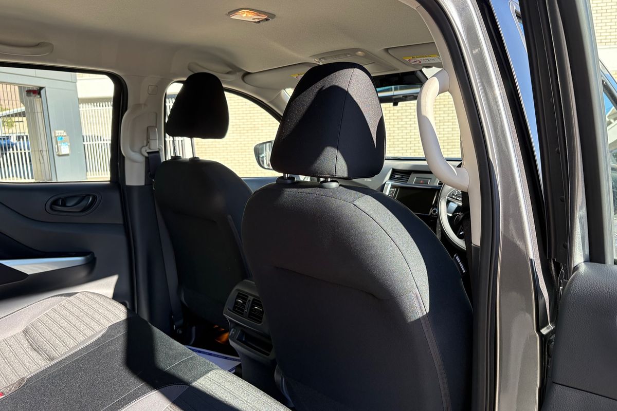 2024 Nissan Navara SL D23 4X4