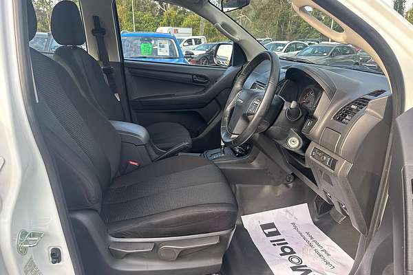 2018 Isuzu D-MAX SX High Ride Rear Wheel Drive