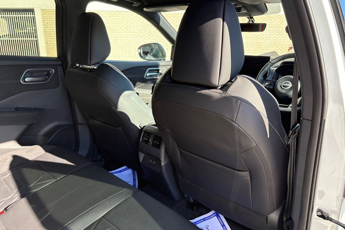2025 Nissan QASHQAI N-DESIGN e-POWER J12