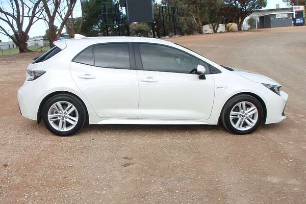 2019 Toyota Corolla SX Hybrid ZWE211R