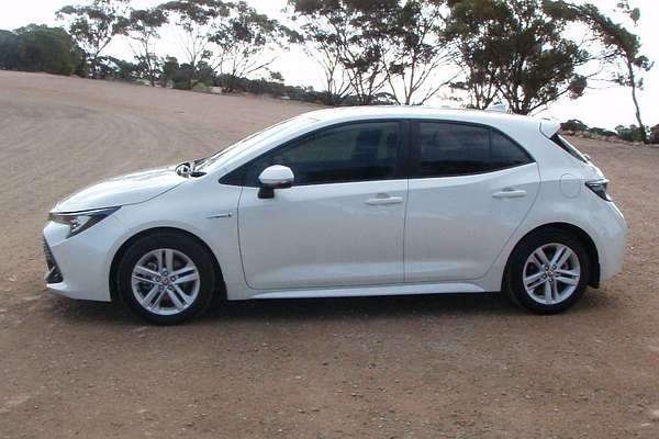 2019 Toyota Corolla SX Hybrid ZWE211R
