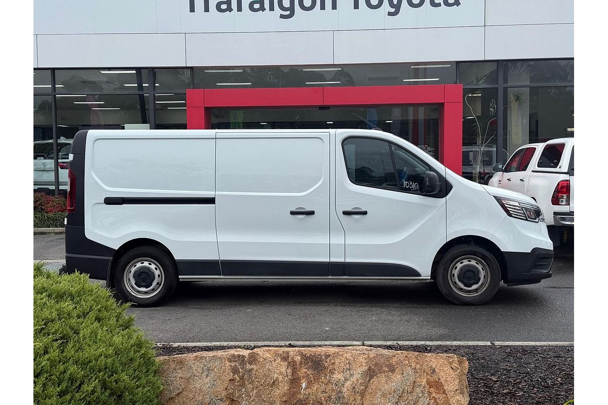 2023 Renault Trafic Pro X82 LWB