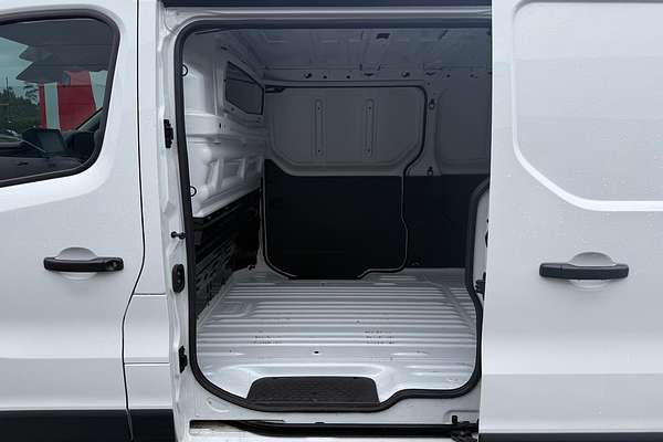 2023 Renault Trafic Pro X82 LWB