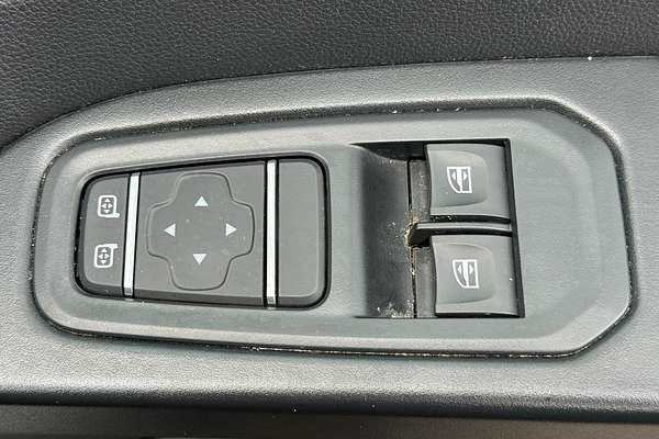 2023 Renault Trafic Pro X82 LWB