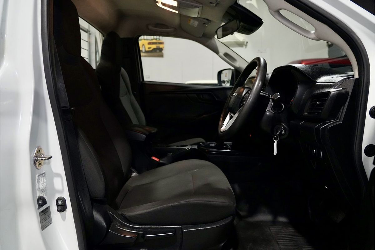 2021 Isuzu D-MAX SX High Ride  Rear Wheel Drive