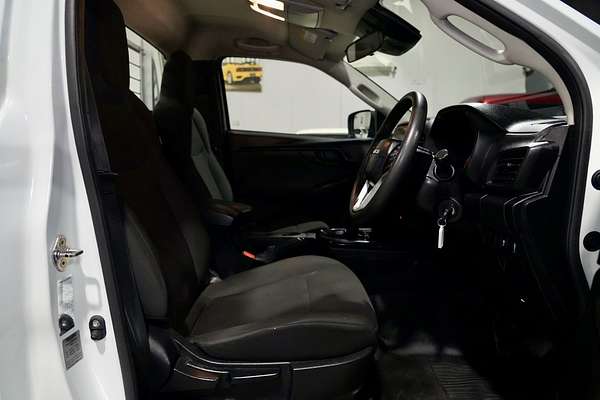 2021 Isuzu D-MAX SX High Ride  Rear Wheel Drive