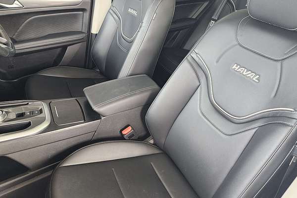 2023 GWM Haval Jolion Ultra Hybrid A01