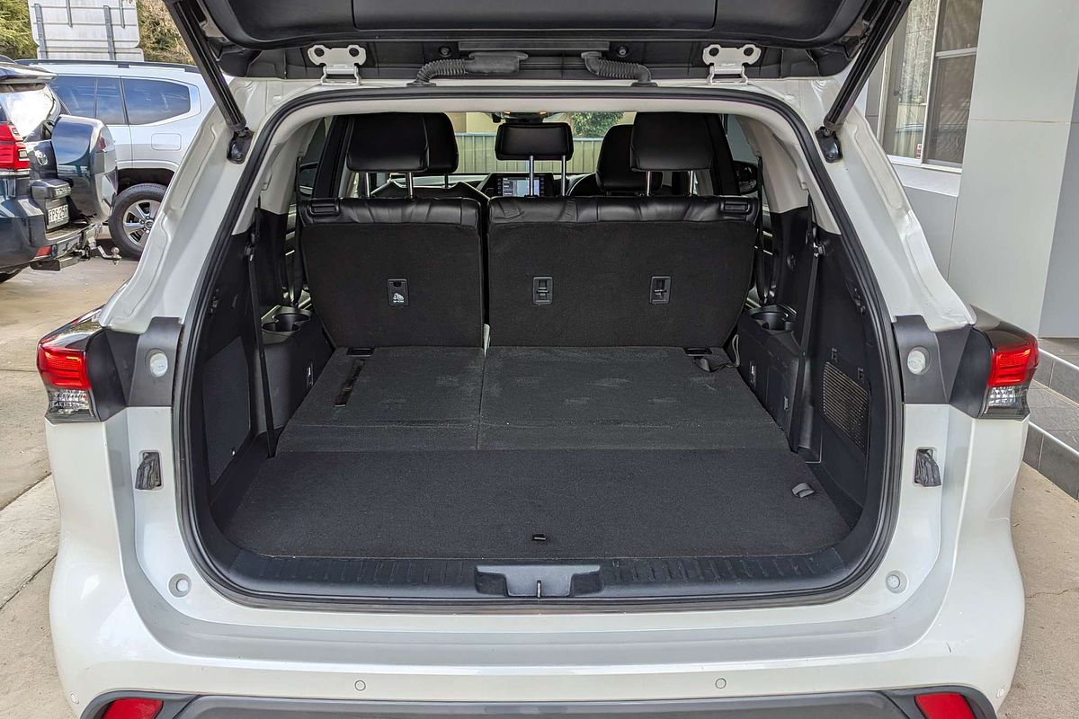 2021 Toyota Kluger Grande AXUH78R