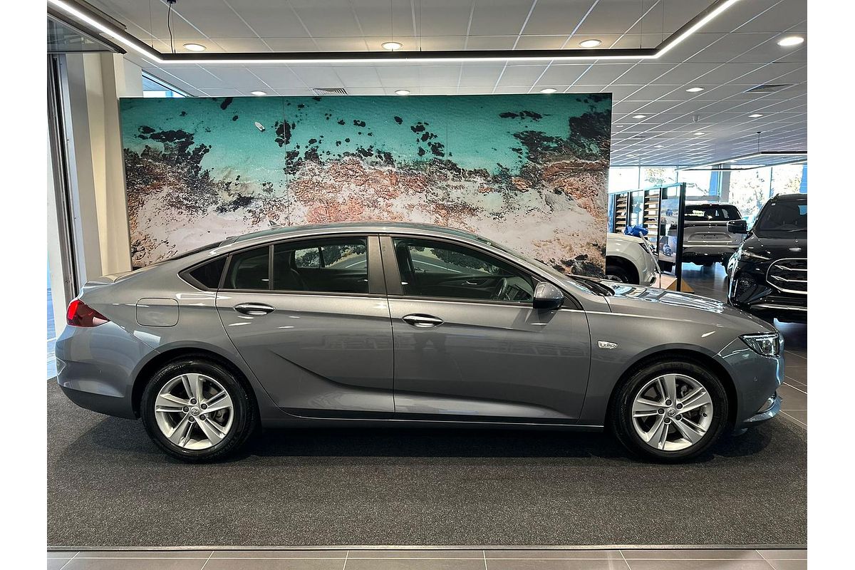 2020 Holden Commodore LT ZB