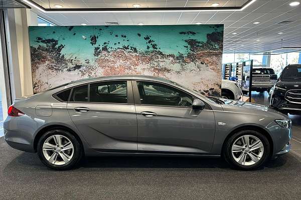 2020 Holden Commodore LT ZB