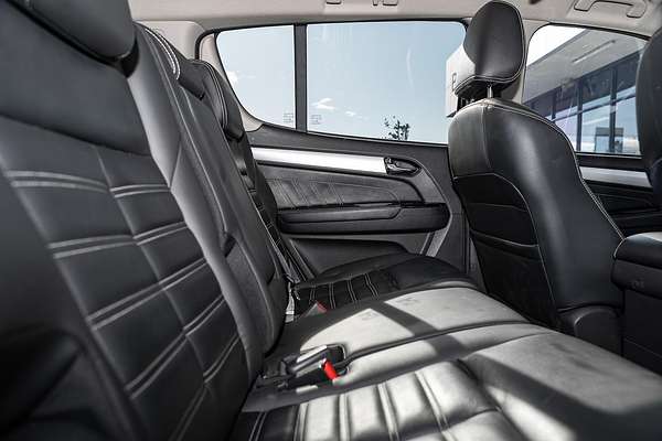 2017 Isuzu MU-X LS-T