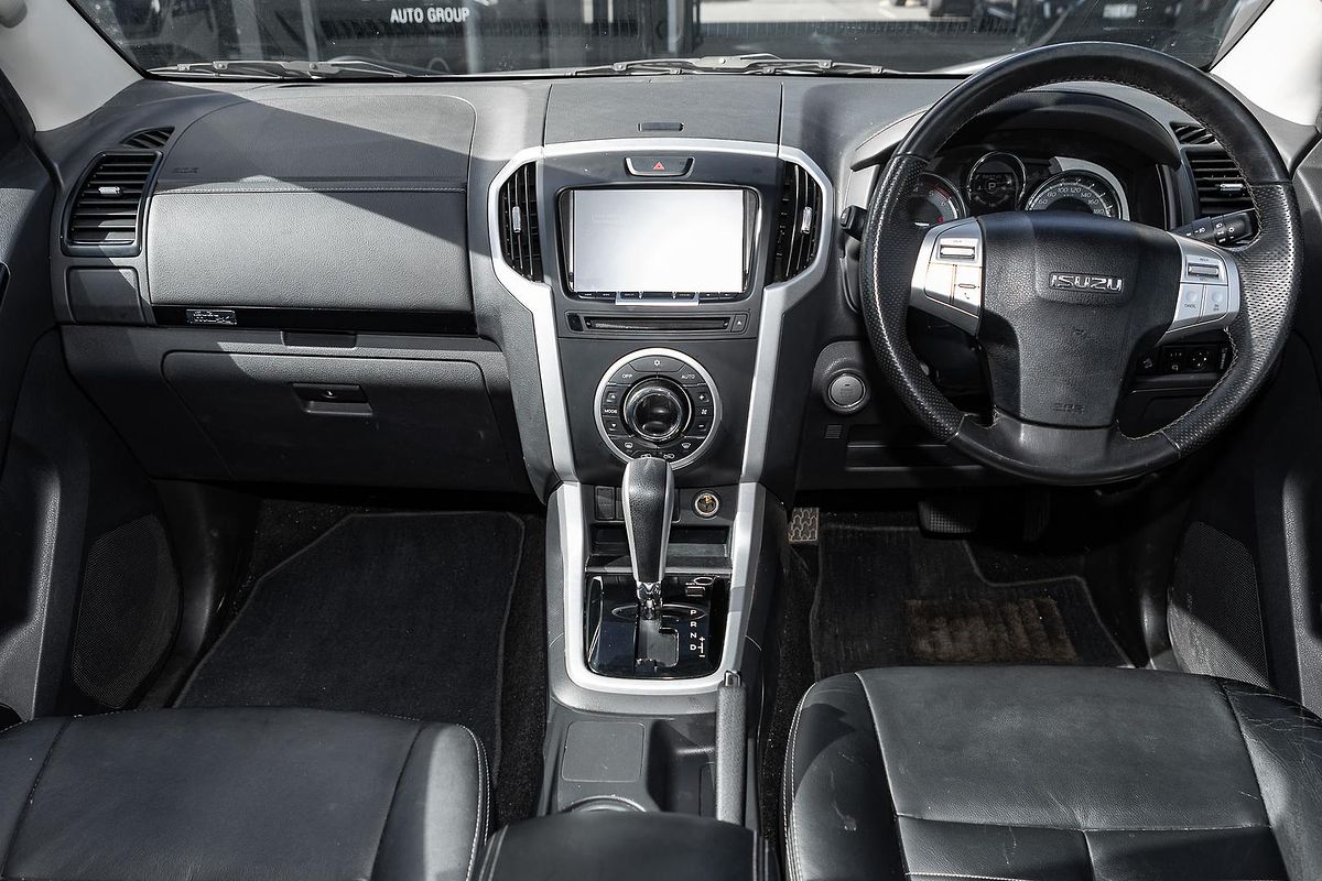2017 Isuzu MU-X LS-T
