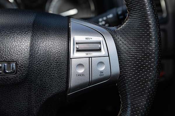 2017 Isuzu MU-X LS-T