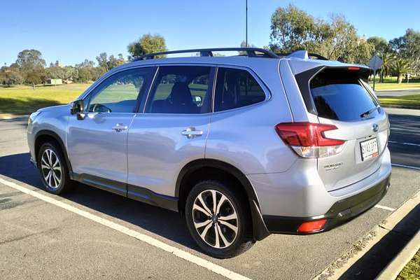 2021 Subaru Forester 2.5i Premium S5