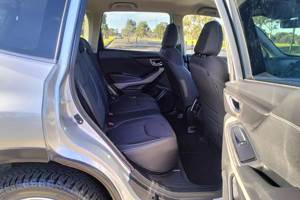 2021 Subaru Forester 2.5i Premium S5