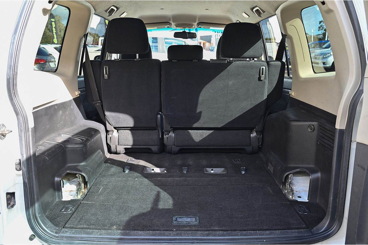 2016 Mitsubishi Pajero GLX NX