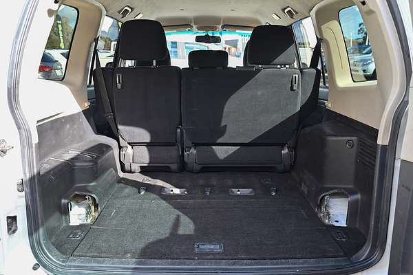 2016 Mitsubishi Pajero GLX NX