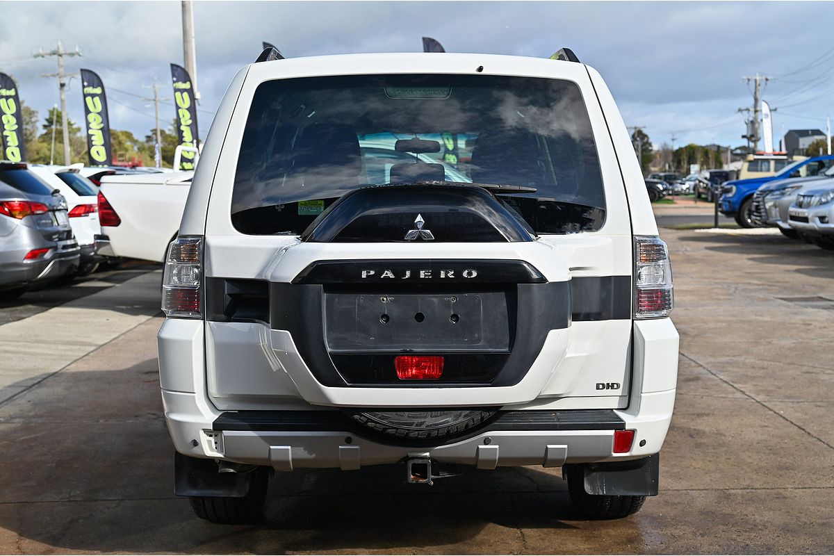 2016 Mitsubishi Pajero GLX NX