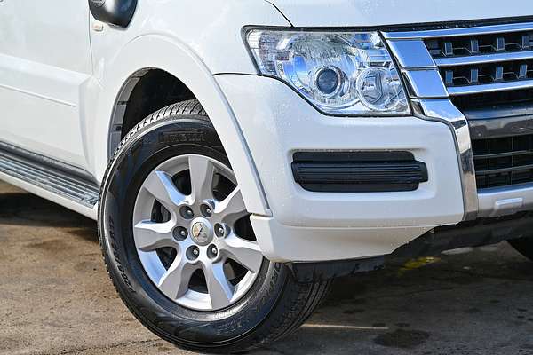 2016 Mitsubishi Pajero GLX NX