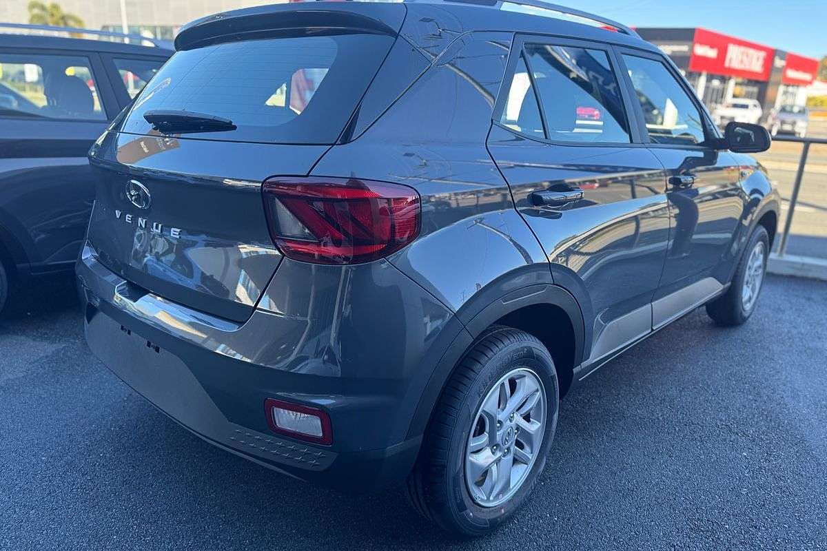 2025 Hyundai Venue  QX.V5