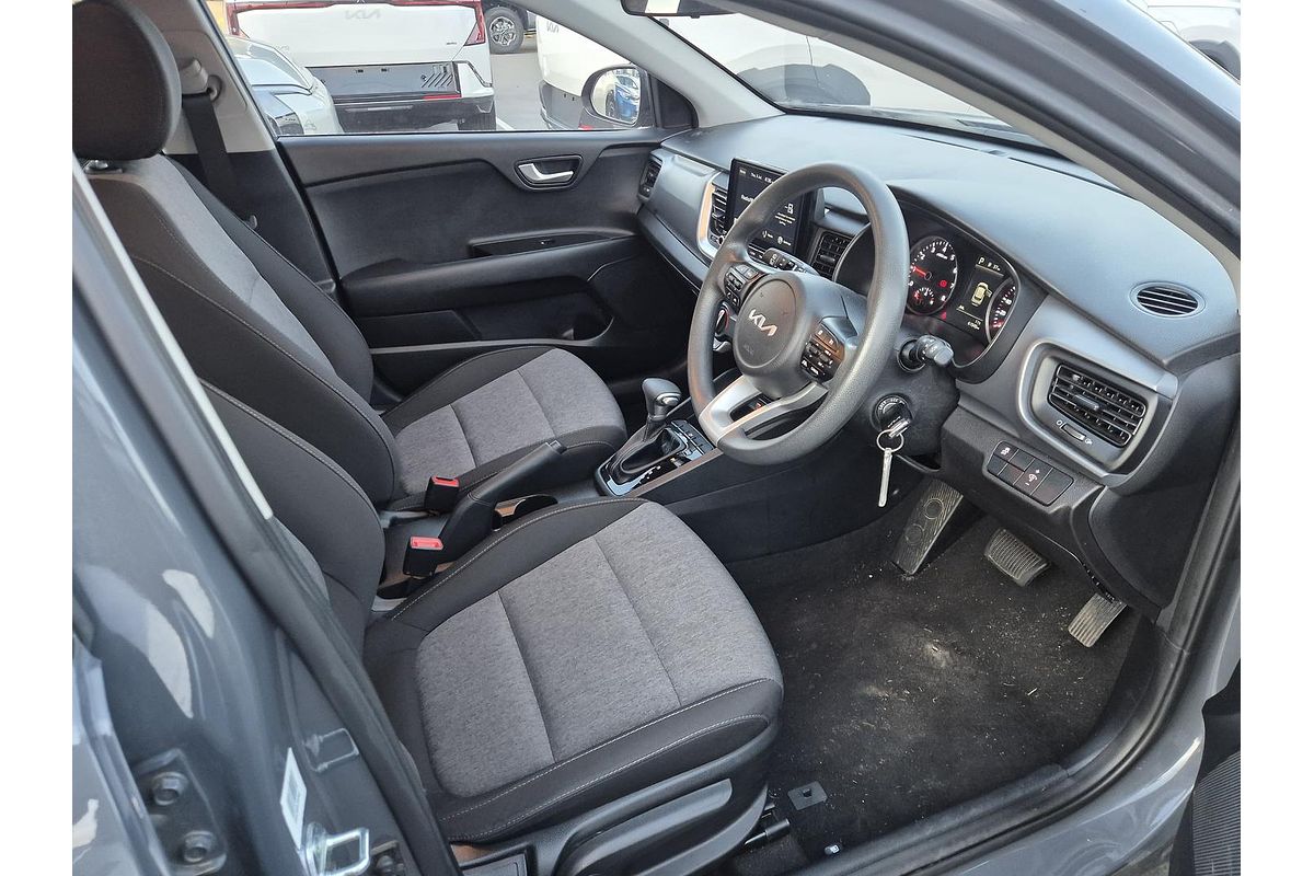 2022 Kia Stonic S YB