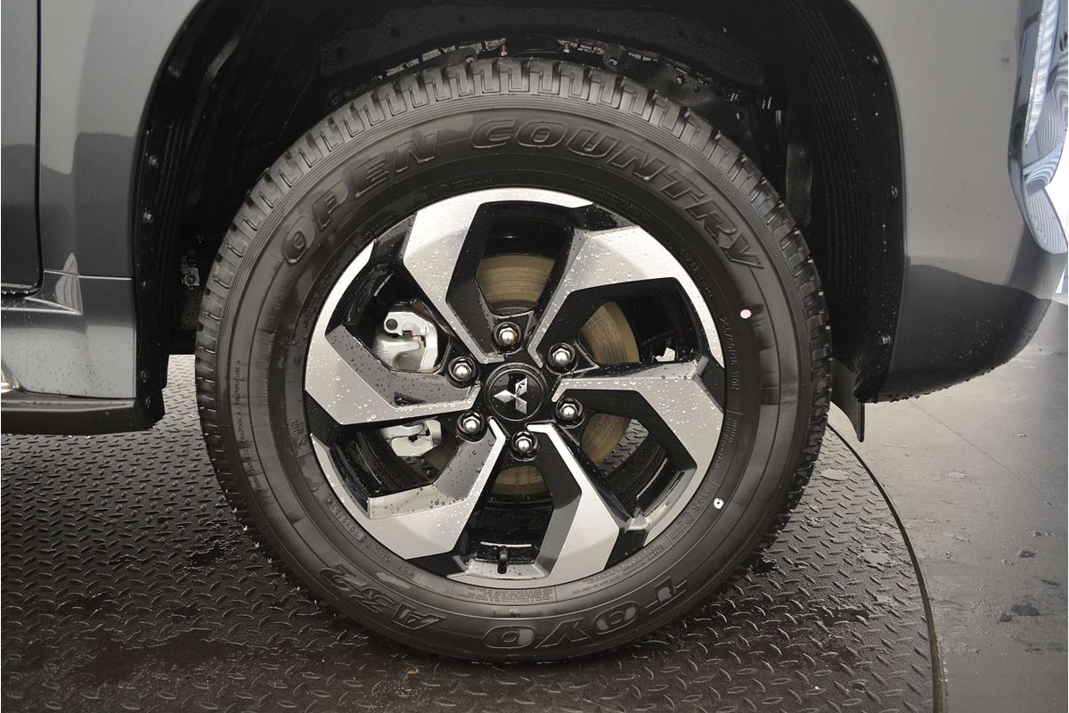 2025 Mitsubishi Pajero Sport Exceed QG