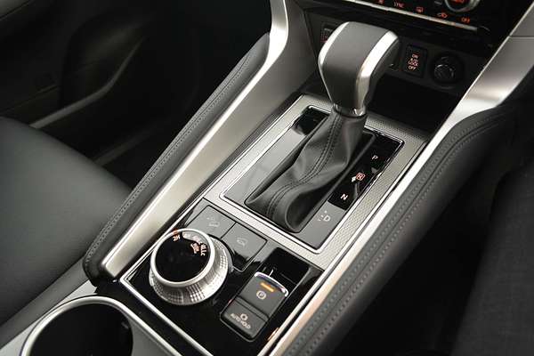2025 Mitsubishi Pajero Sport Exceed QG