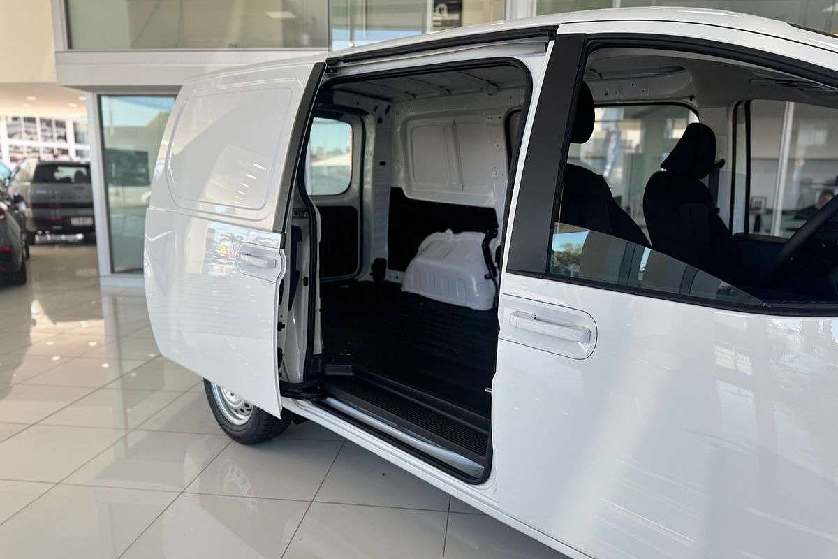 2025 Hyundai STARIA LOAD  US4.V3