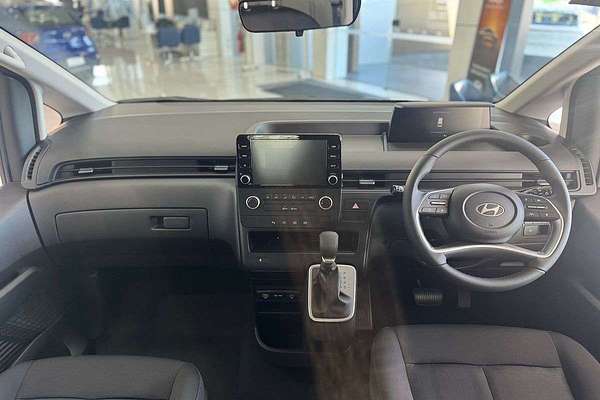 2025 Hyundai STARIA LOAD  US4.V3