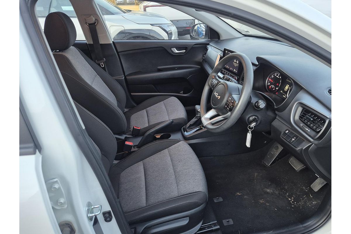 2023 Kia Stonic S YB