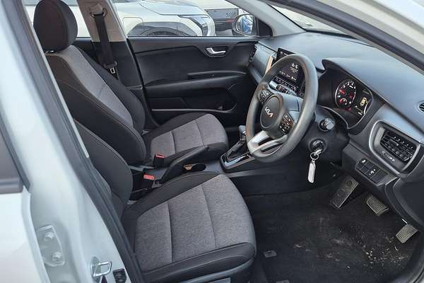 2023 Kia Stonic S YB