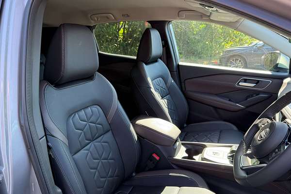 2024 Nissan QASHQAI Ti J12