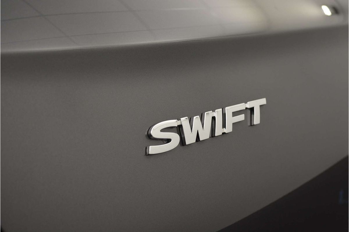 2025 Suzuki Swift Hybrid GLX UZ