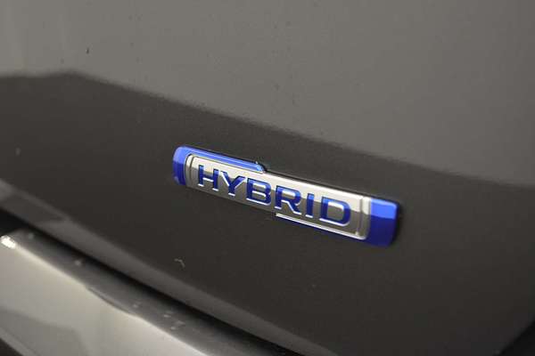 2025 Suzuki Swift Hybrid GLX UZ
